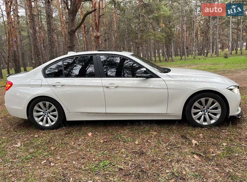 Седан BMW 3 Series 2016 в Николаеве фото 7 Седан BMW 3 Series 2016 в Николаеве