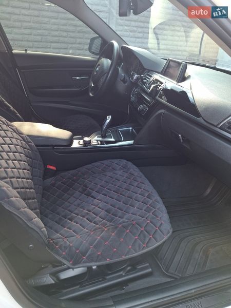 Седан BMW 3 Series 2018 в Запоріжжі