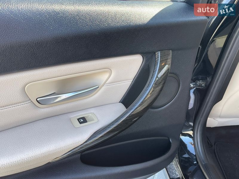 Седан BMW 3 Series 2013 в Львове