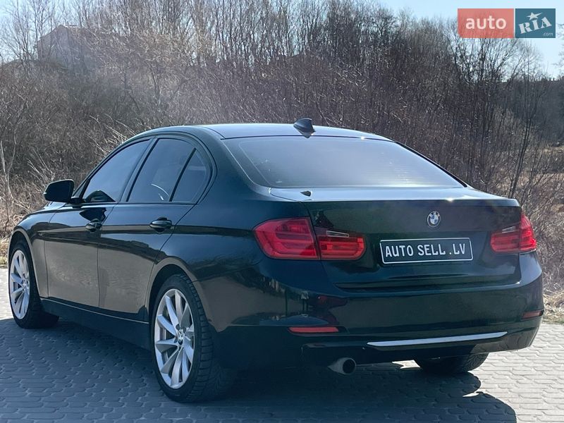 Седан BMW 3 Series 2013 в Львове