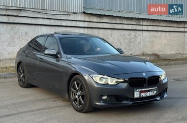 Седан BMW 3 Series 2015 в Киеве