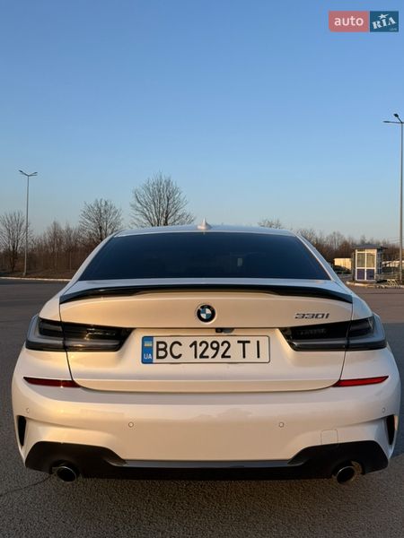 Седан BMW 3 Series 2020 в Львове