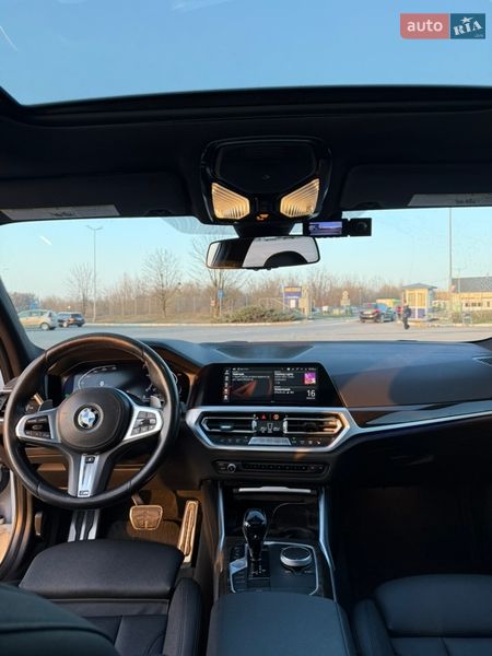 Седан BMW 3 Series 2020 в Львове