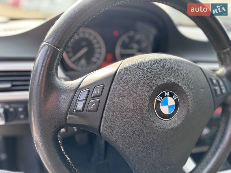 Универсал BMW 3 Series 2010 в Коломые