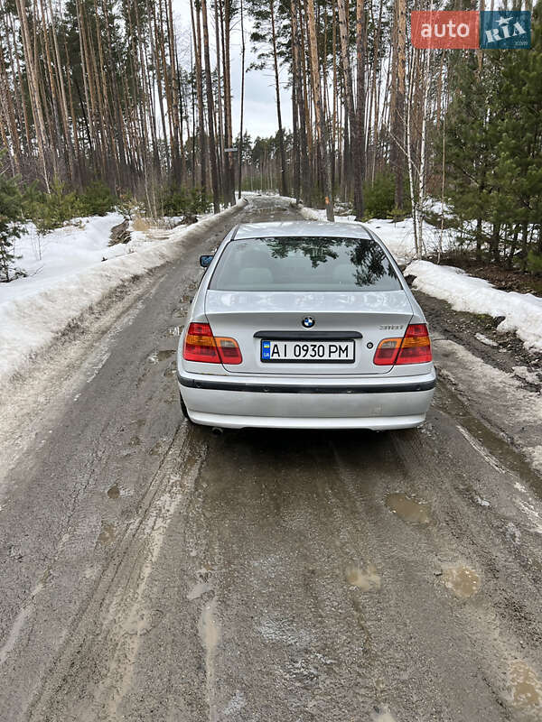 Седан BMW 3 Series 2002 в Киеве