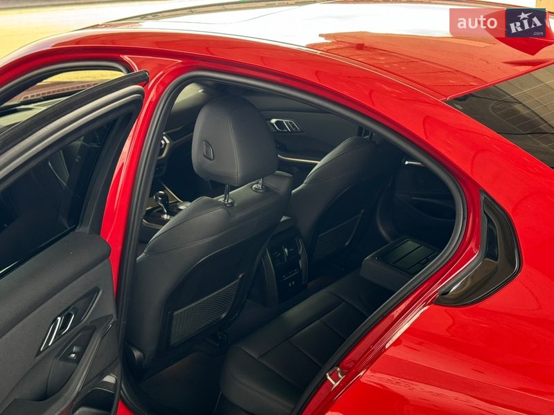 Седан BMW 3 Series 2020 в Киеве