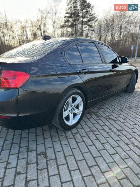 Седан BMW 3 Series 2015 в Львове