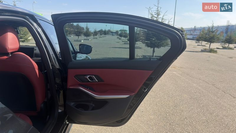 Седан BMW 3 Series 2024 в Одессе
