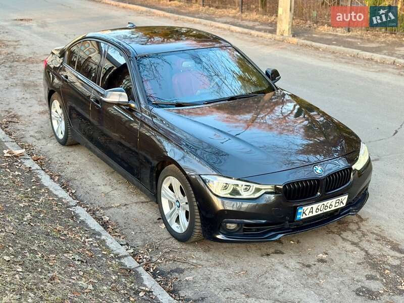 Седан BMW 3 Series 2015 в Києві