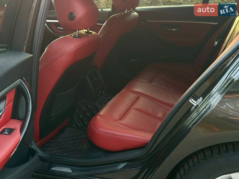 Седан BMW 3 Series 2015 в Києві