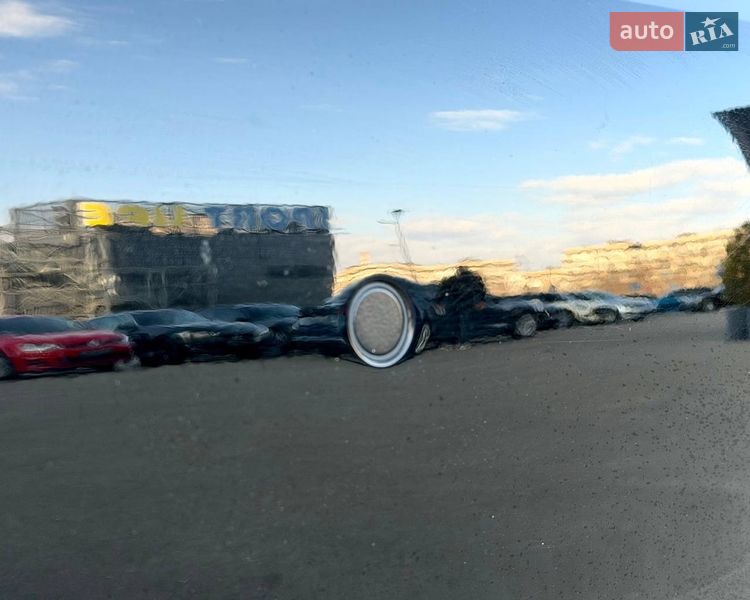 Седан BMW 3 Series 2019 в Киеве