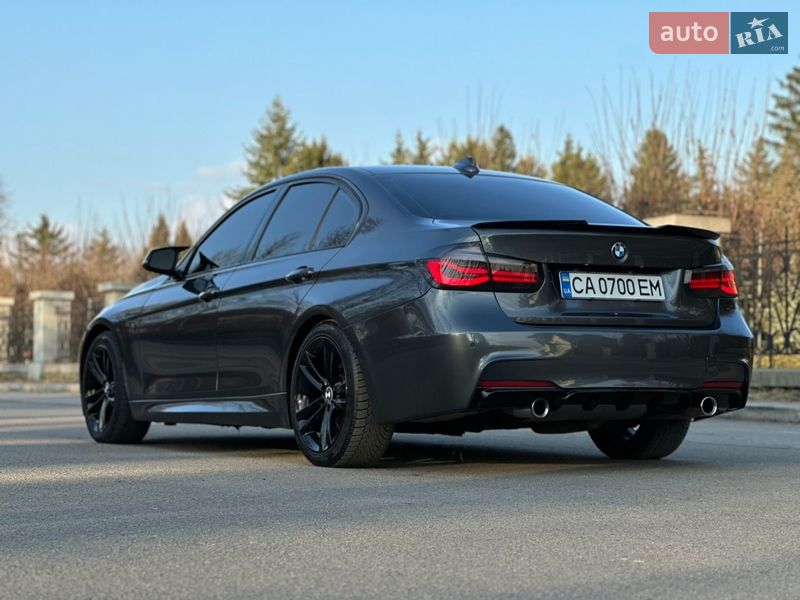 Седан BMW 3 Series 2012 в Умані