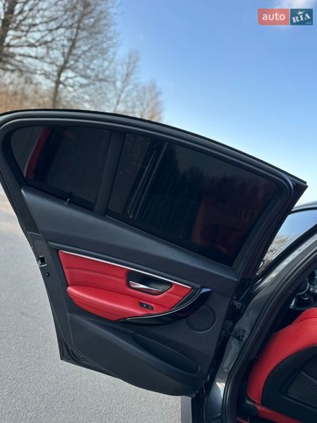 Седан BMW 3 Series 2012 в Умані