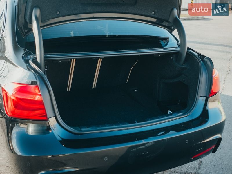 Седан BMW 3 Series 2017 в Киеве фото 11 Седан BMW 3 Series 2017 в Киеве
