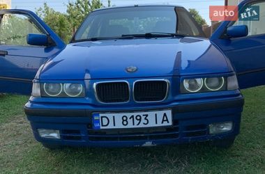Седан BMW 3 Series 1998 в Золочеві
