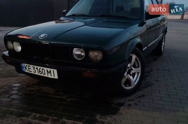 Седан BMW 3 Series 1983 в Днепре