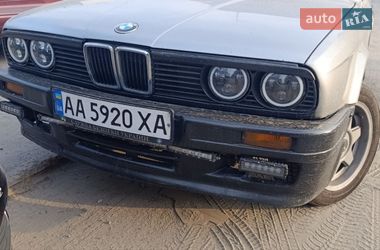 Седан BMW 3 Series 1987 в Києві