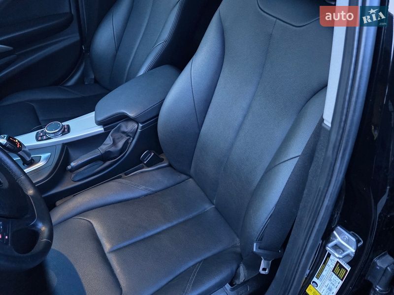 Седан BMW 3 Series 2016 в Луцке