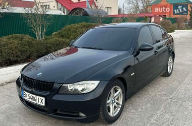 Седан BMW 3 Series 2008 в Вараше