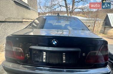 Седан BMW 3 Series 2004 в Львові