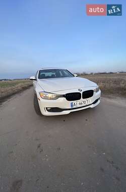 Седан BMW 3 Series 2015 в Фастове