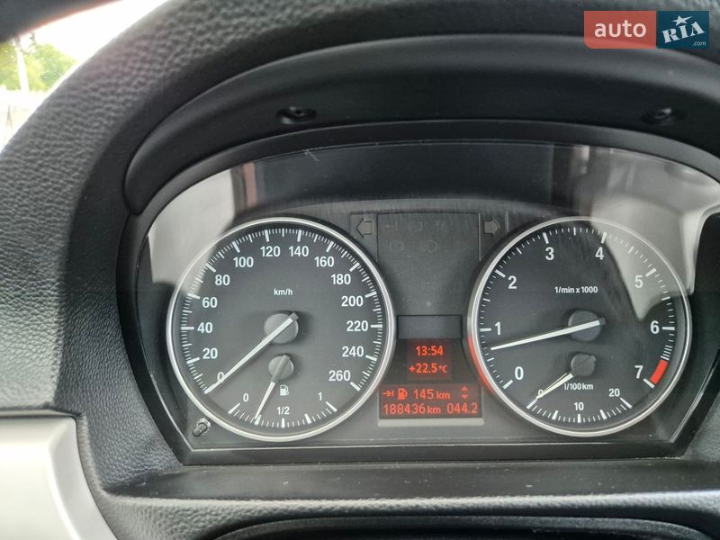 Универсал BMW 3 Series 2010 в Киеве