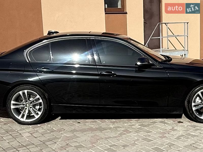 Седан BMW 3 Series 2013 в Ровно