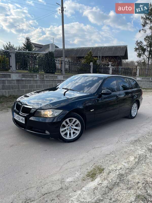 Универсал BMW 3 Series 2008 в Калуше