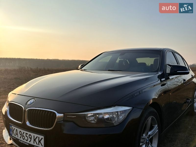 Седан BMW 3 Series 2013 в Чернігові