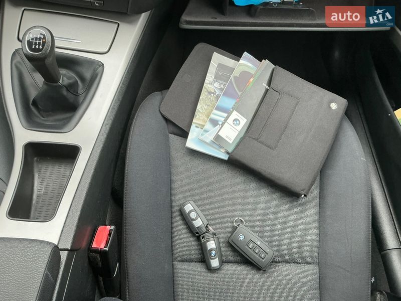 Седан BMW 3 Series 2006 в Ивано-Франковске