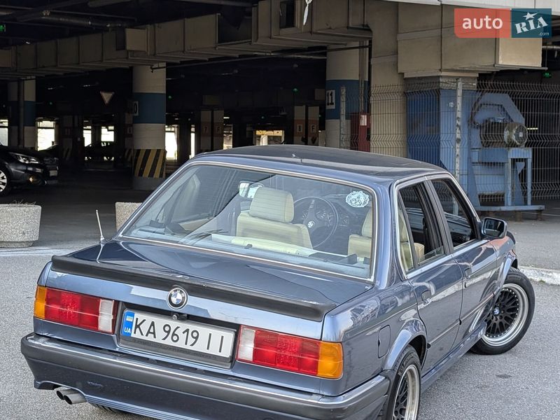 Седан BMW 3 Series 1985 в Киеве