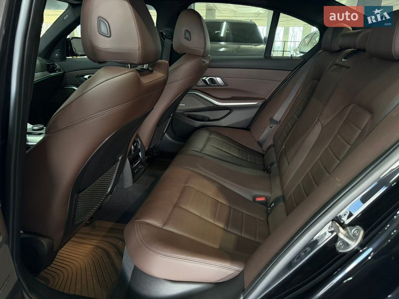 Седан BMW 3 Series 2019 в Одесі