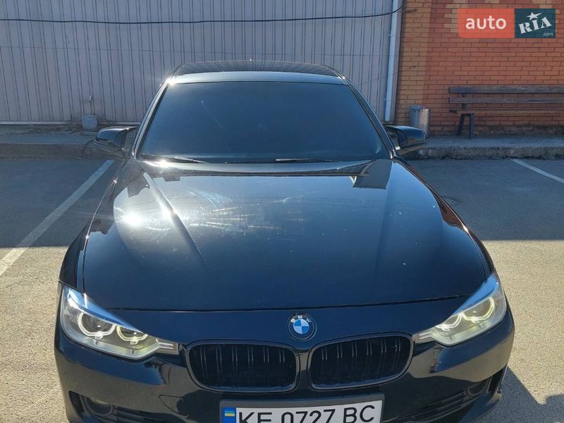 Седан BMW 3 Series 2013 в Кривому Розі