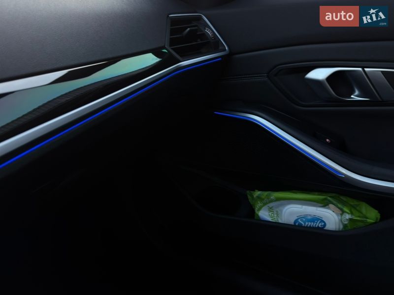 Седан BMW 3 Series 2020 в Киеве