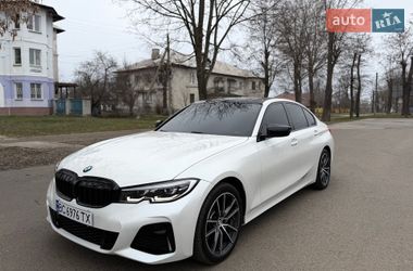 Седан BMW 3 Series 2021 в Смілі