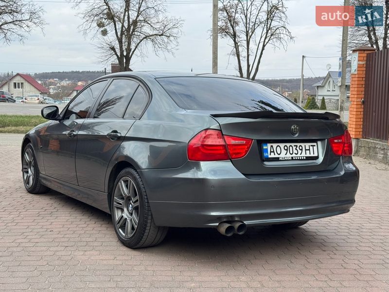 Седан BMW 3 Series 2009 в Хмельницком
