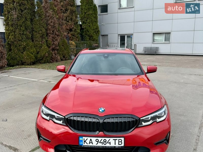 Седан BMW 3 Series 2022 в Киеве