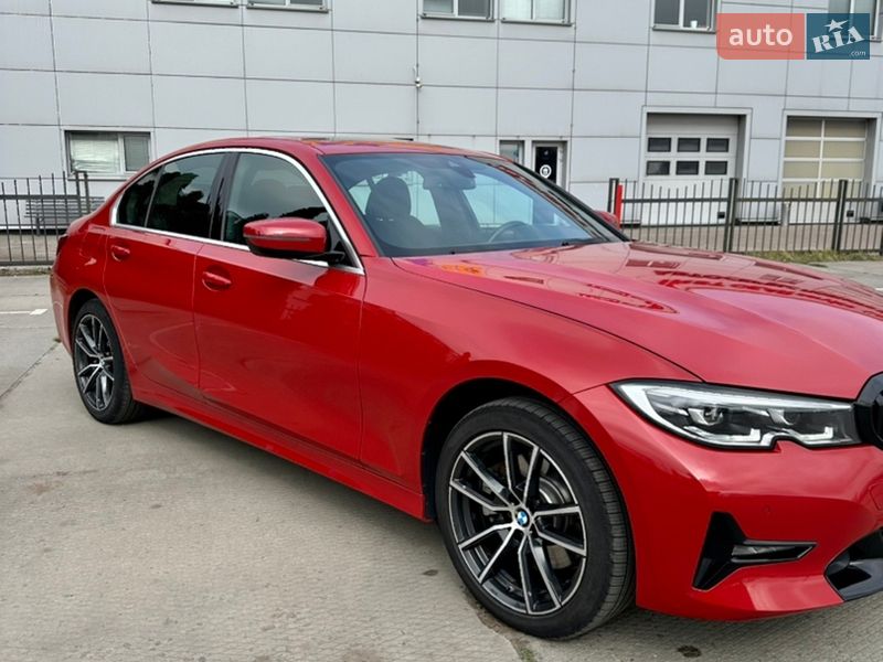 Седан BMW 3 Series 2022 в Киеве