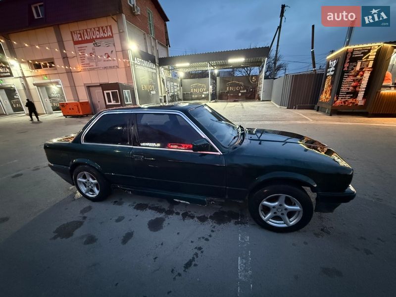 Купе BMW 3 Series 1986 в Дніпрі