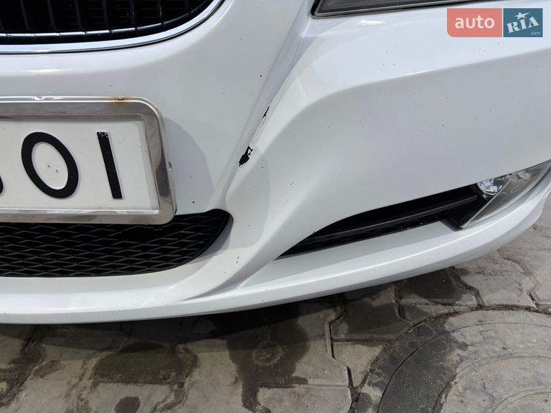 Универсал BMW 3 Series 2011 в Обухове