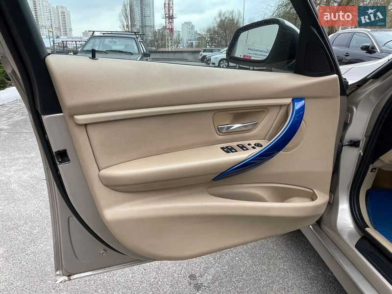 Седан BMW 3 Series 2012 в Киеве