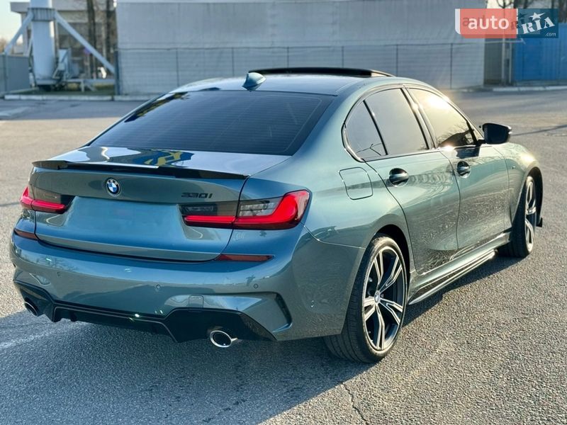 Седан BMW 3 Series 2020 в Львові