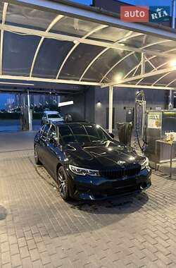 Седан BMW 3 Series 2019 в Киеве