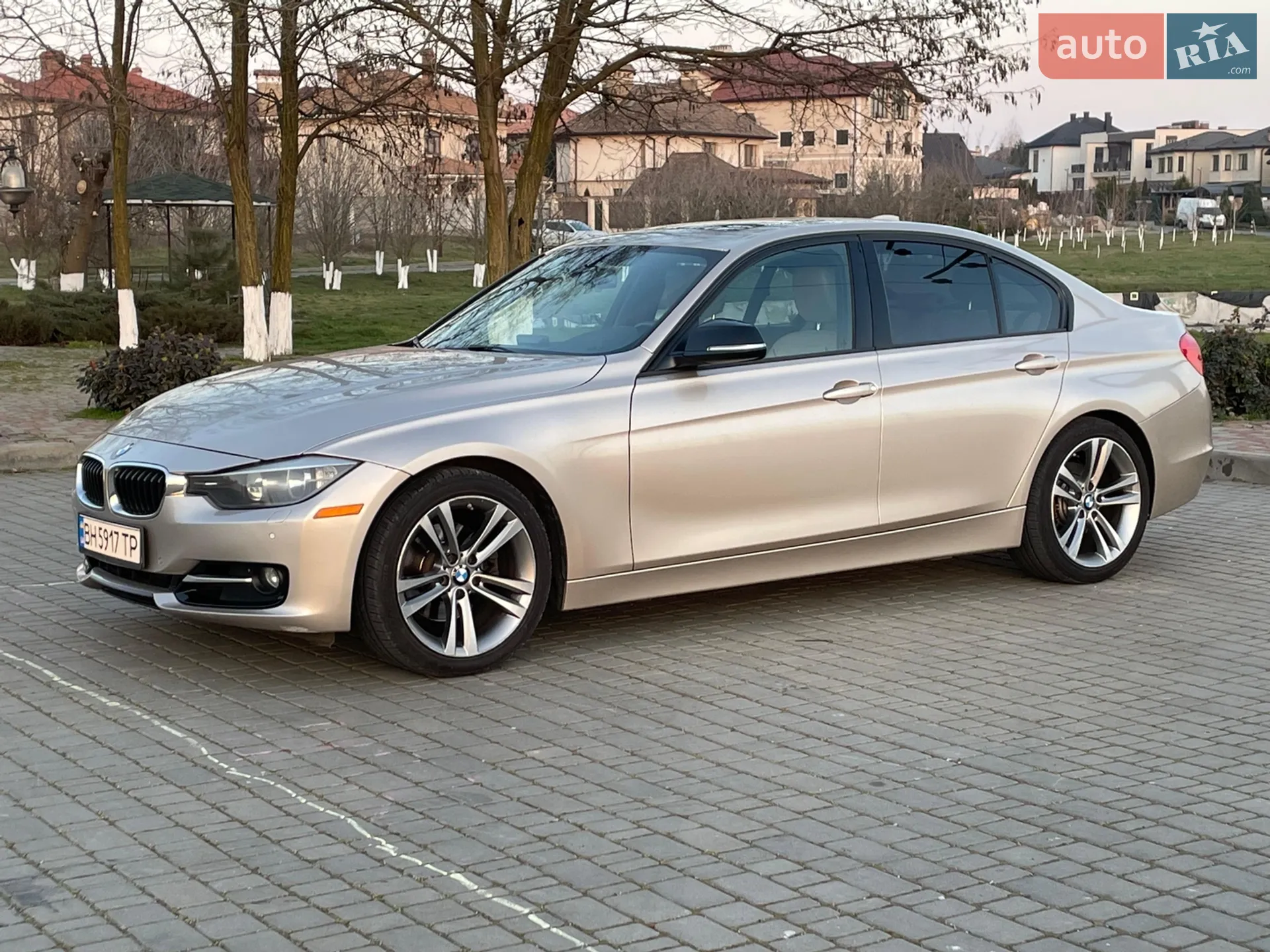 2013 BMW 3er - мініатюра 2