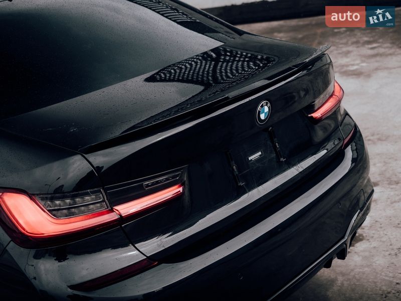 Седан BMW 3 Series 2019 в Киеве