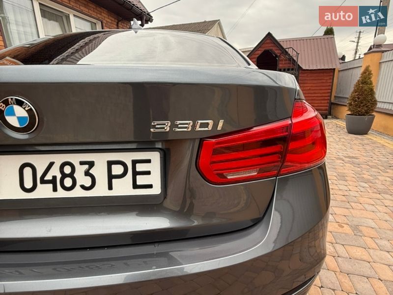 Седан BMW 3 Series 2017 в Фастові
