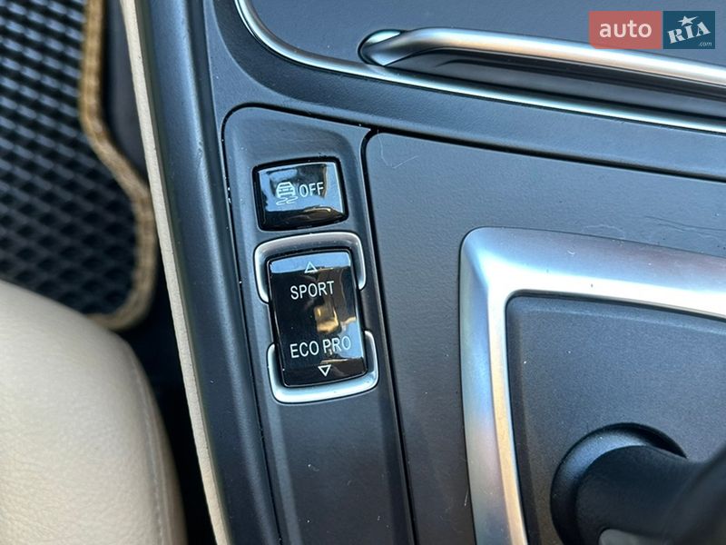 Седан BMW 3 Series 2017 в Луцке