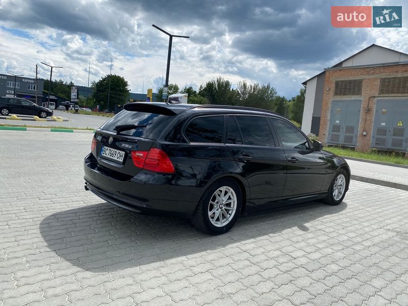 Універсал BMW 3 Series 2011 в Бориславі