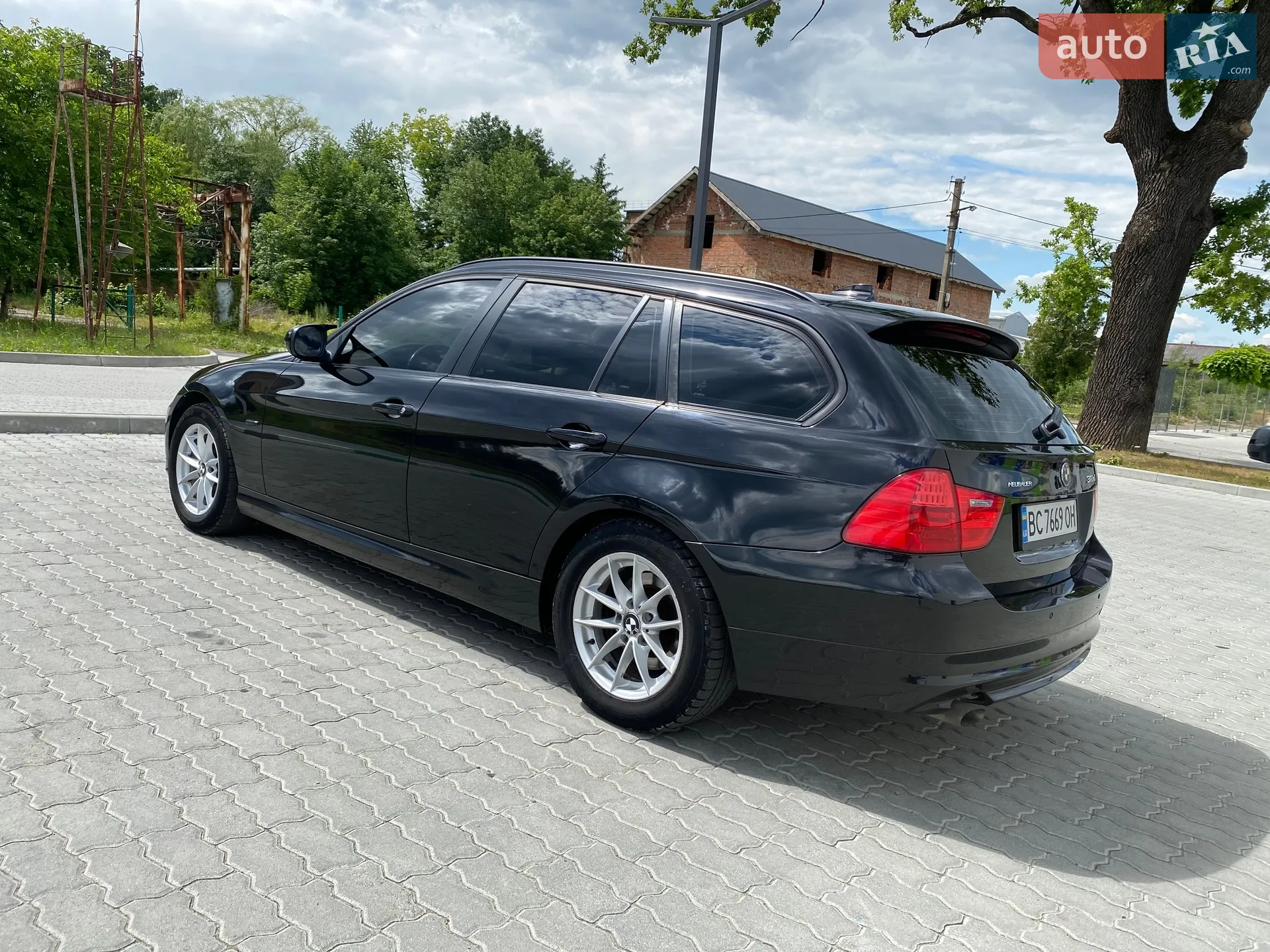 2011 BMW 3er - мініатюра 10