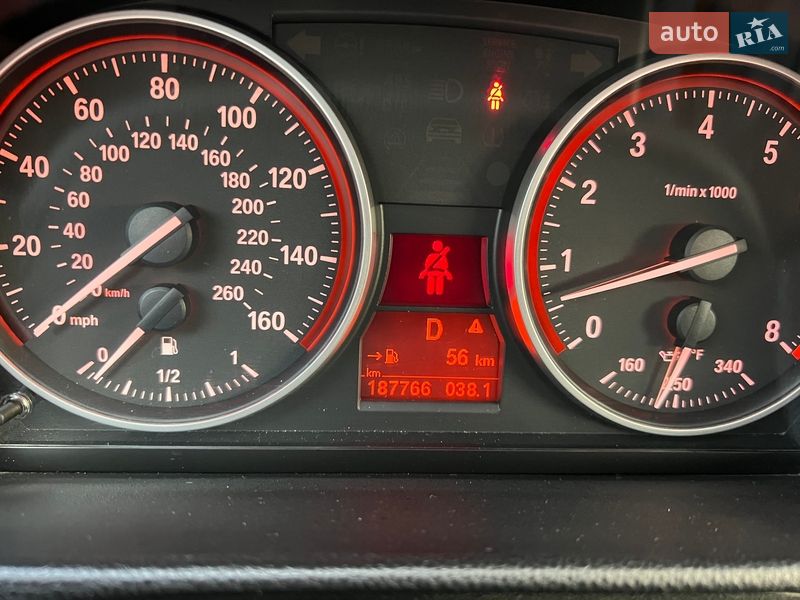 Кабриолет BMW 3 Series 2010 в Киеве фото 19 Кабриолет BMW 3 Series 2010 в Киеве